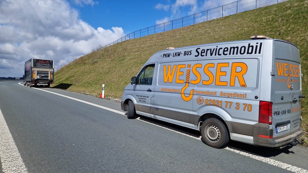 Abschleppdienst Pannenhilfe PKW LKW BUS  Bergungsdienst  Servicemobil Weisser Sauerland